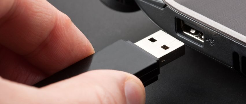 Threat Insight: Removable Media Devices | ActZero