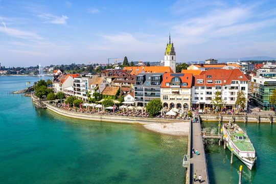 Parken Flughafen Friedrichshafen