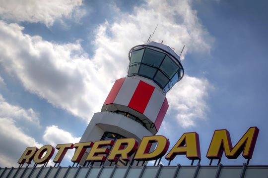 Parken Flughafen Rotterdam