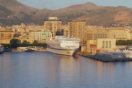 Parcheggio Porto Palermo