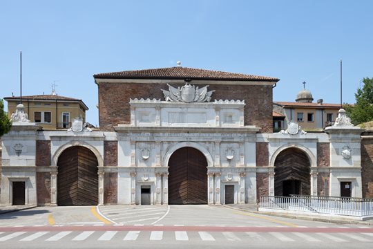 Verona Porta Vescovo Station Parking