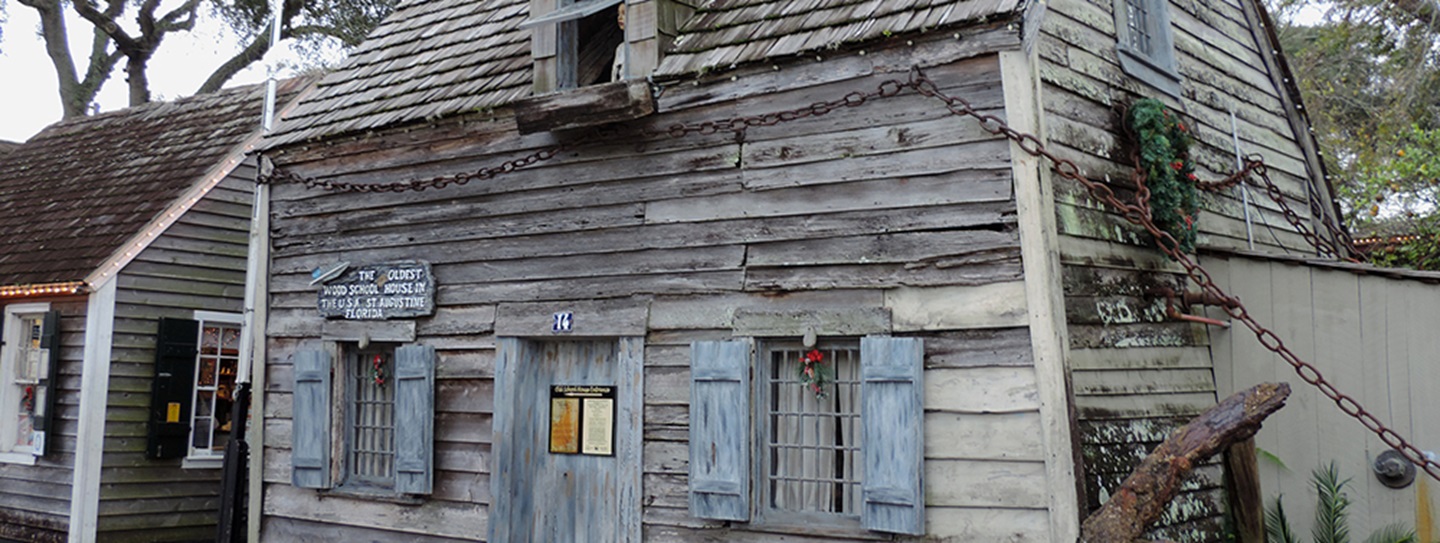 see-the-oldest-wooden-school-in-america