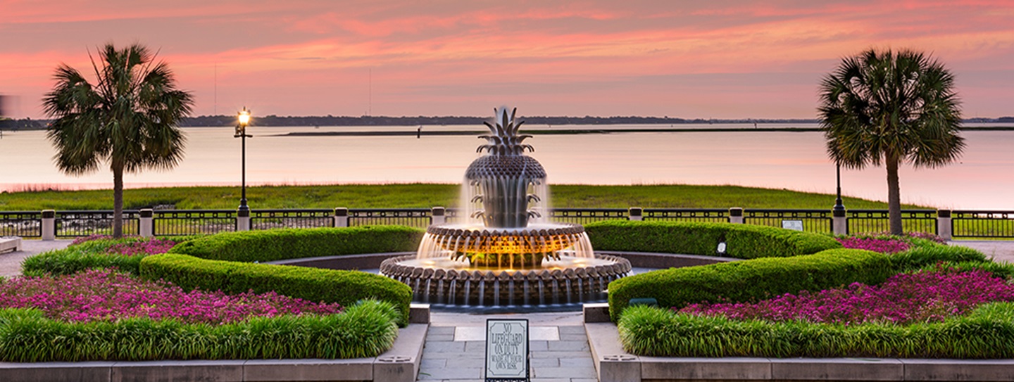 take-a-stroll-through-charlestons-most-popular-park