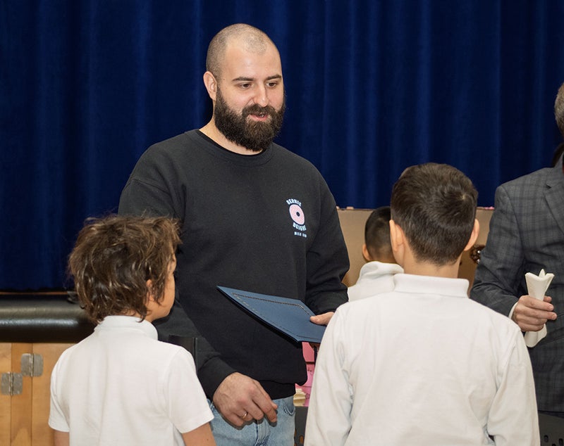 Dean talks to kids