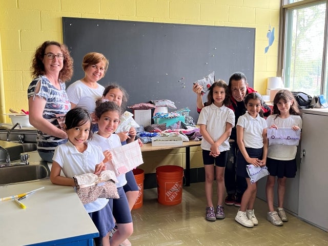 On June 6, John Caboto Academy teachers Khalida Smahi and Martine Brosseau showcased the magnificent work that their Club les petits artisans completed this school year in sewing their own pencil cases.