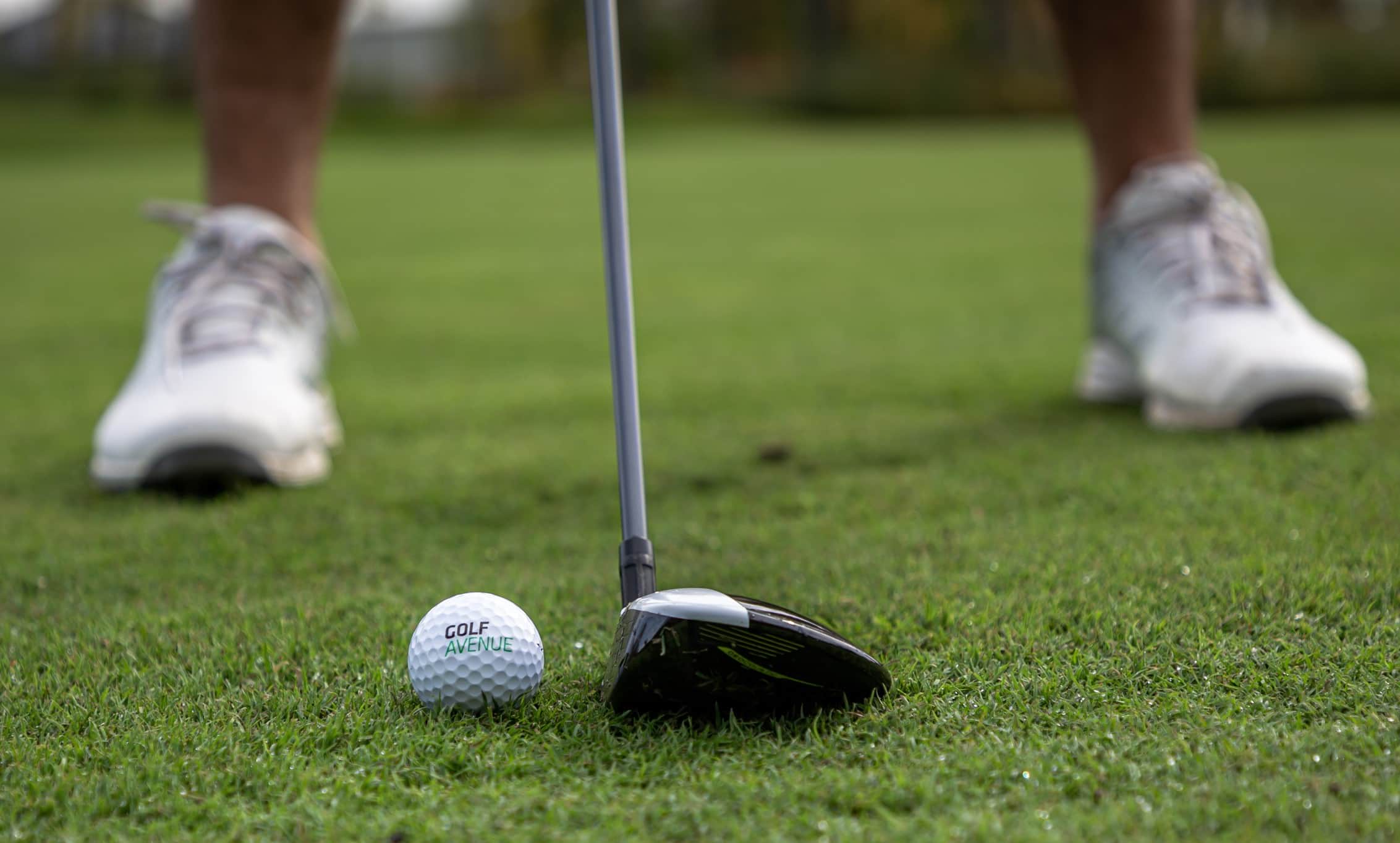 5 Tips To Help Beginners Hit A Fairway Wood | Golf Avenue