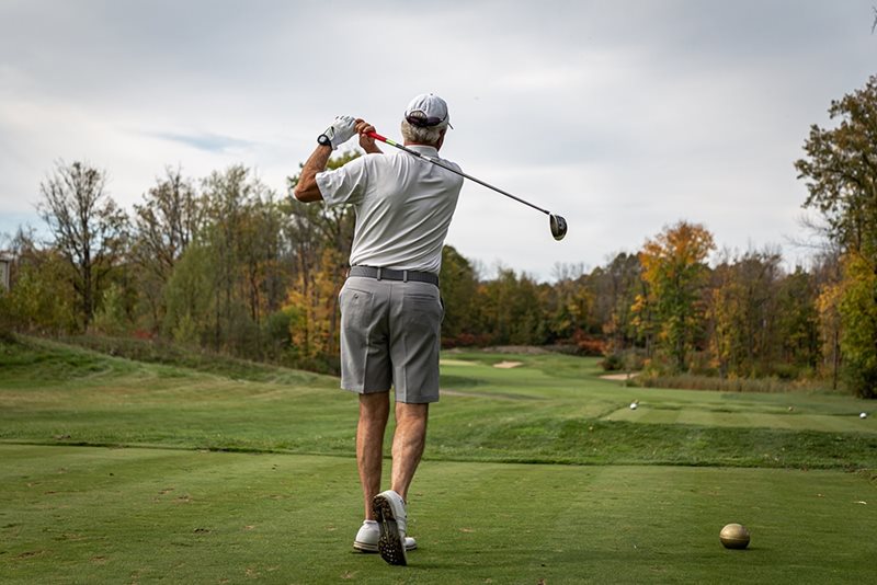 Cold Weather Golf Attire: Tips and What to Dress in the Course