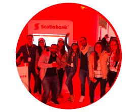 Personas en un evento