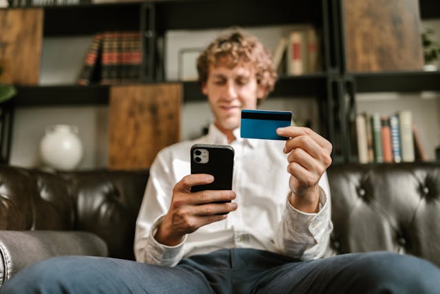 tarjeta de credito y debito cual es la diferencia