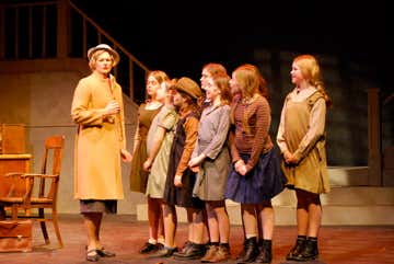 Angela Main in the Northumberland Players production of Annie