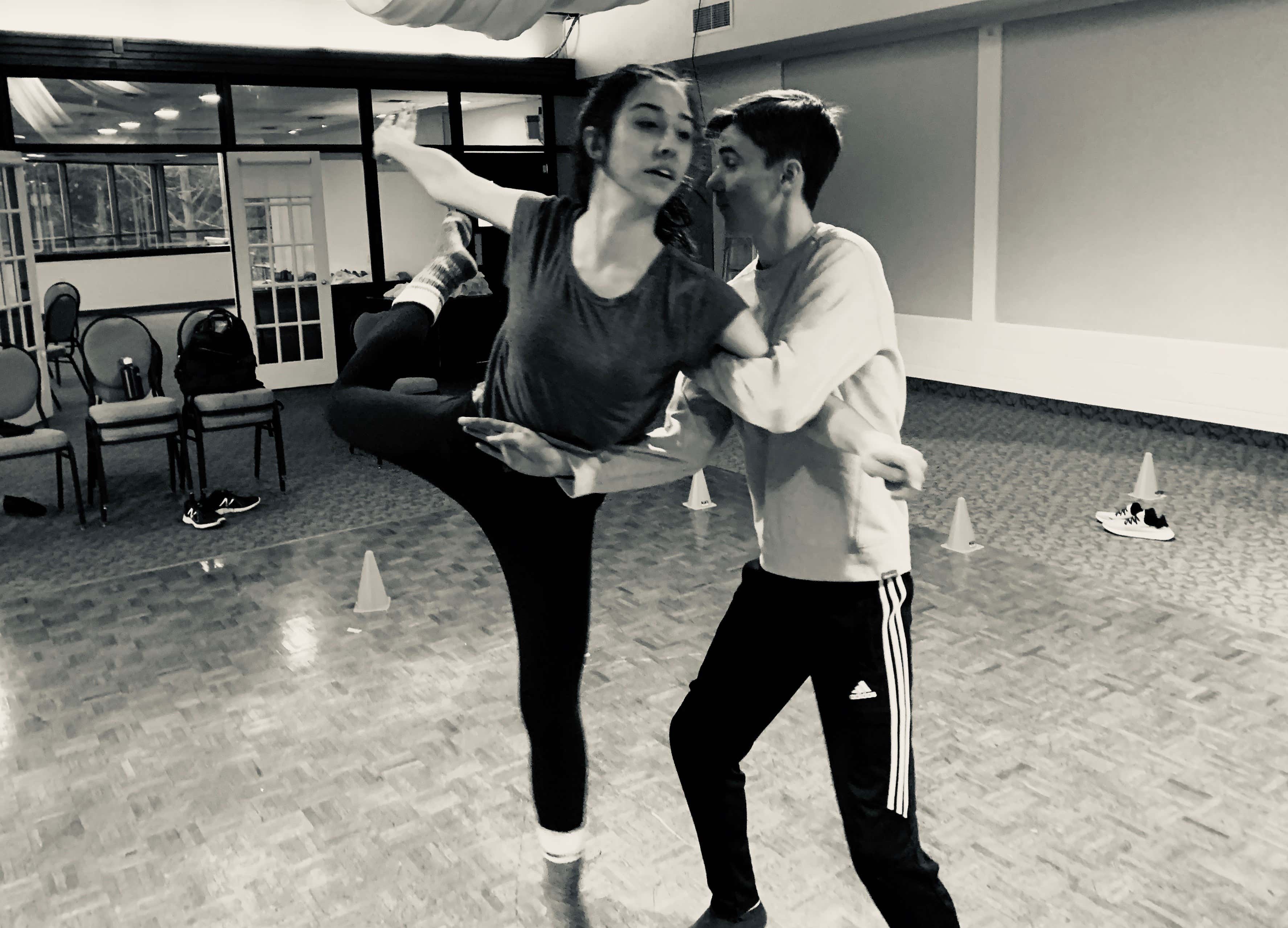 Ewan-gemma-dance
